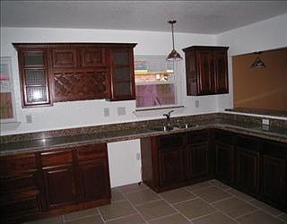 4th image of 10220 Deerfield Dr