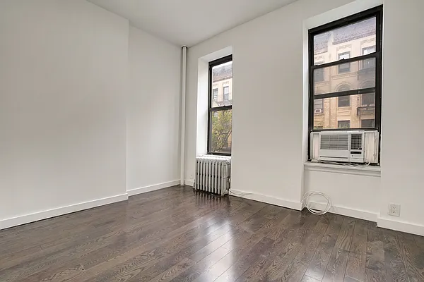 Rented by Creed Realty Group | media 1