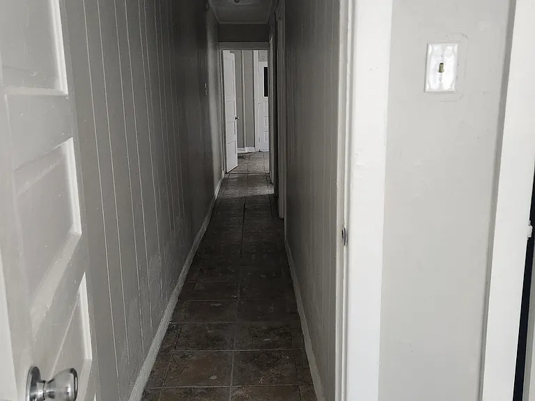 2618 Agate St — Photo 8