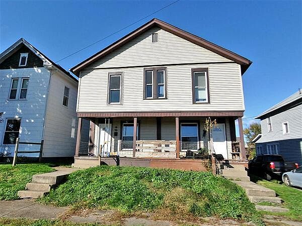 1st image of 39 N Pine St