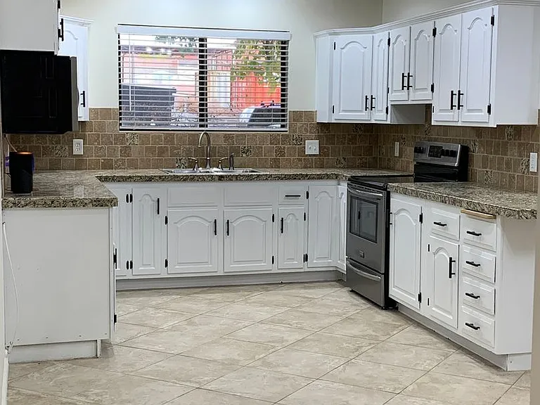 1026 N 1100 W — Photo 6