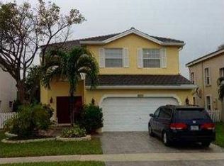 2877 W Sable Cir, Pompano Beach, FL 33063