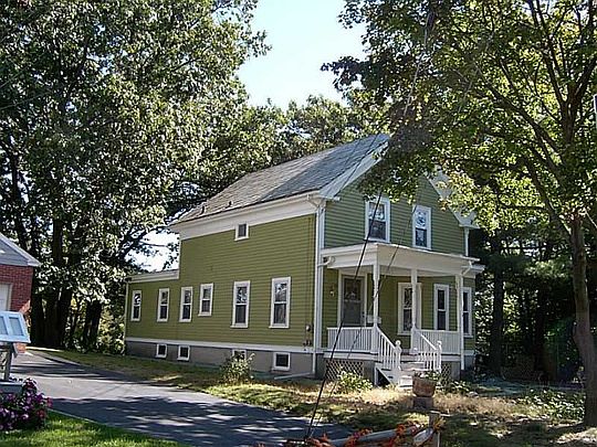2nd image of 150 Lakeview Dr