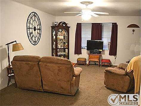 3rd image of 217 Appaloosa Dr