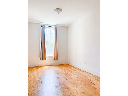 Rented by MySpaceNYC | media 11