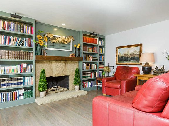 5th image of 4485 Wooster St