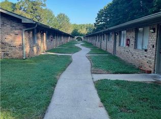 1510 N Indian Springs Dr #13, Marshall, TX 75672