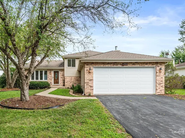 1702 Pebble Beach Dr, Plainfield, IL 60586