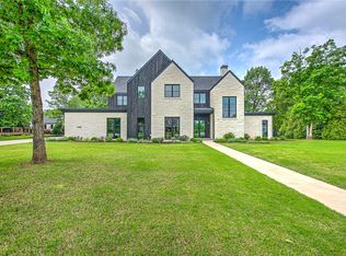 4488 Clear Creek Blvd, Fayetteville, AR 72704