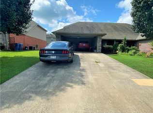 2905 SW Deerfield Blvd UNIT 1, Bentonville, AR 72712