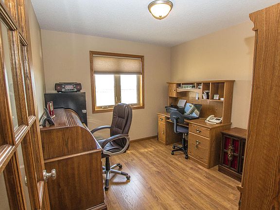 2nd image of 32687 County Road 28