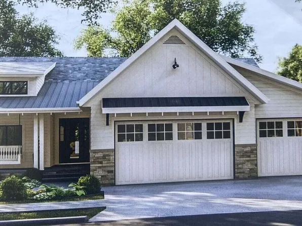 14940 Kelly St, Spring Lake, MI 49456