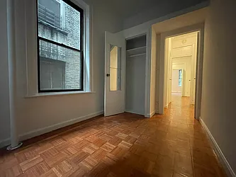 Rented by HOLTON REAL ESTATE INC.