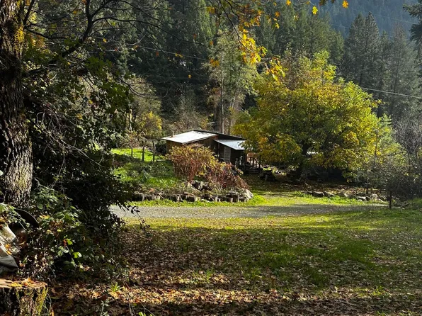 141 Wallen Ranch Rd, Burnt Ranch, CA 95527