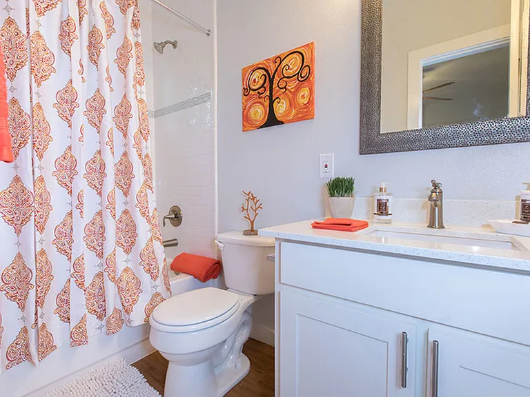 3008 Cedar St — Photo 8