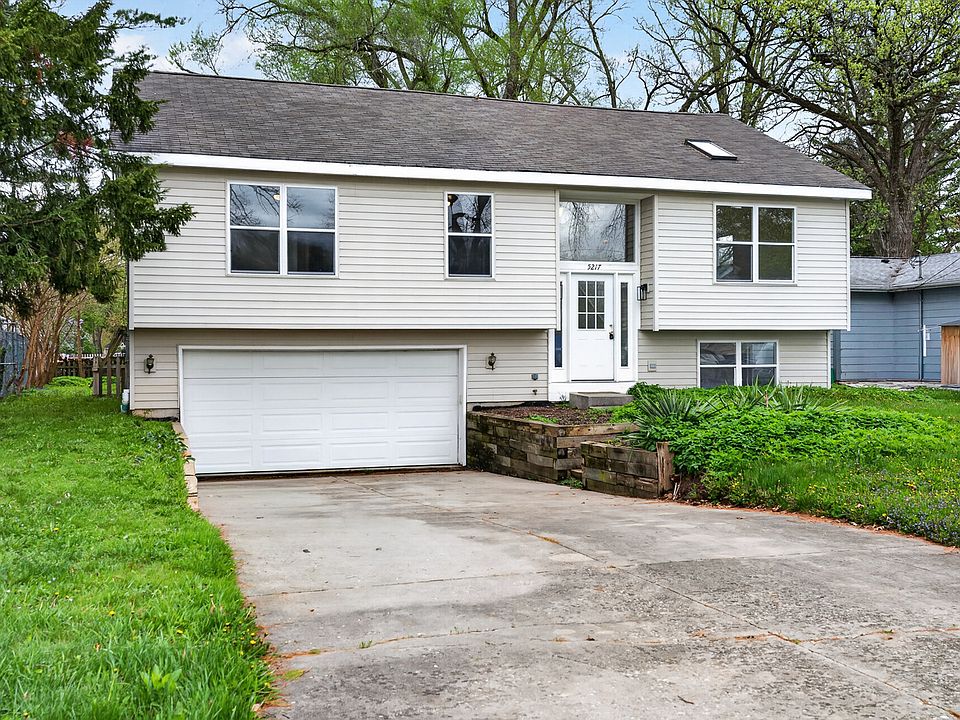 1st image of 5217 N Pleasant View Dr