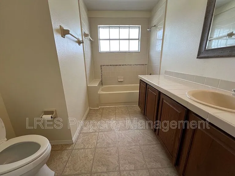 1605 Slash Pine Pl — Photo 23