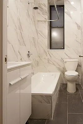 5th image of 162 W 54th St APT 3F