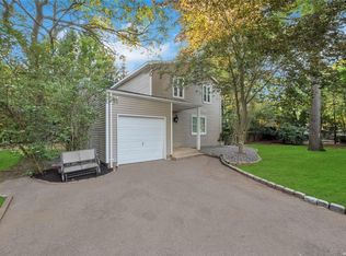 62 Van Buren St, Mastic, NY 11950