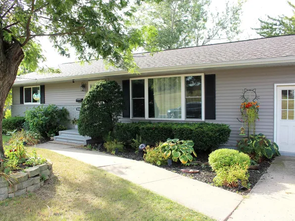 504 W Milwaukee St, Mauston, WI 53948