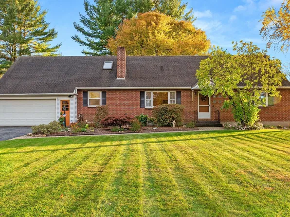 49 Glory Dr, Pittsfield, MA 01201