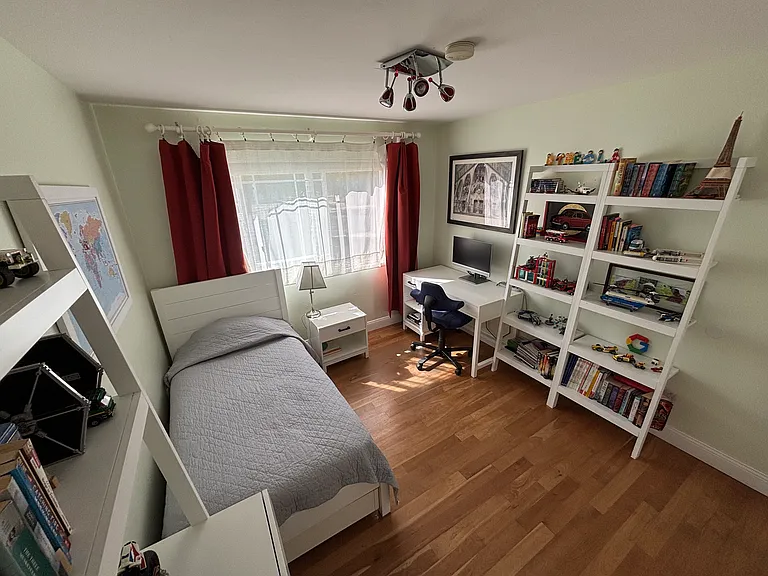 294 Albert Dr — Photo 22