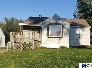 7035 N 33rd St, Omaha, NE 68112