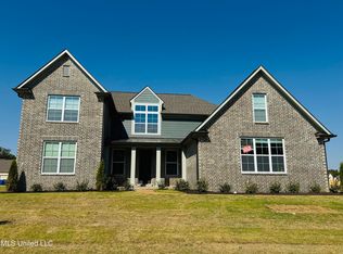 9474 McElroy Farms Dr, Olive Branch, MS 38654