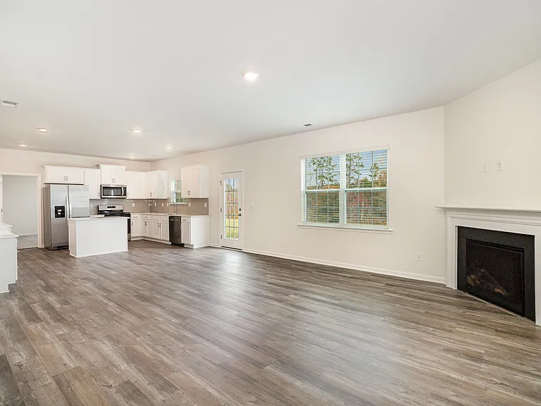 177 Giant Oak Ave — Photo 6