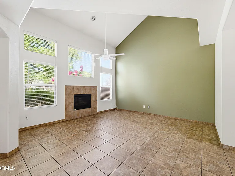 9065 E Gary Rd #103 — Photo 4