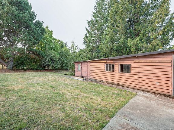 4th image of 723 Genevieve Rd