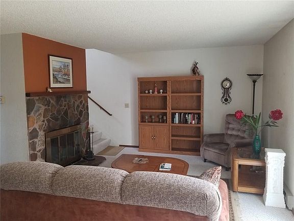 5th image of 3285 Canyon Dr Unit 22
