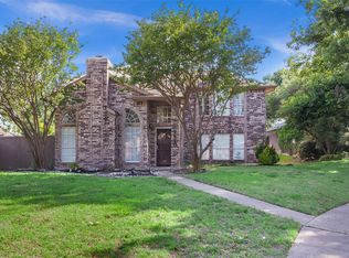 2410 Hedgeway Cir, Garland, TX 75044