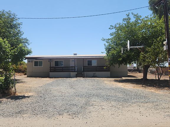 Front with basketball hoop