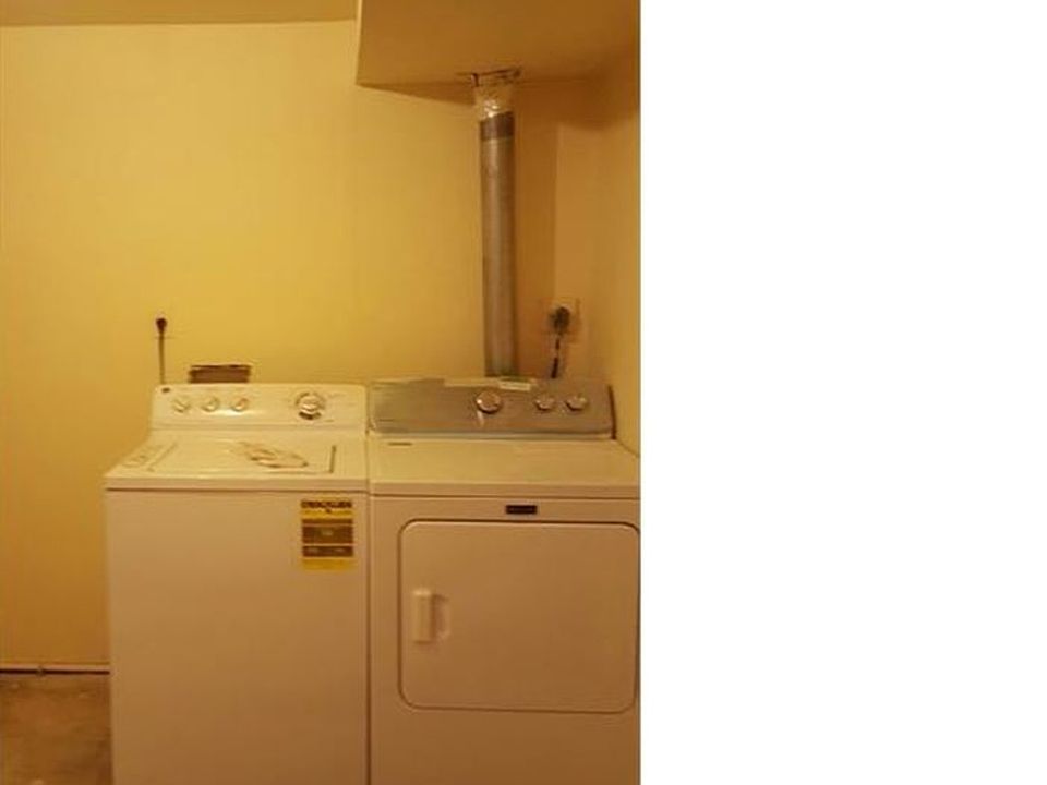 2nd image of 8240 Marlton Ct