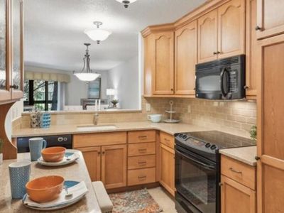 7609 Edinborough Way, Edina, MN, 55435