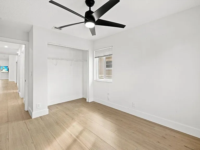 10352 Mateo Ct — Photo 24