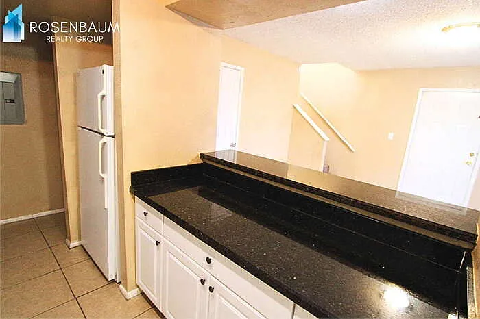 410 E 9th Ave #11 — Photo 9