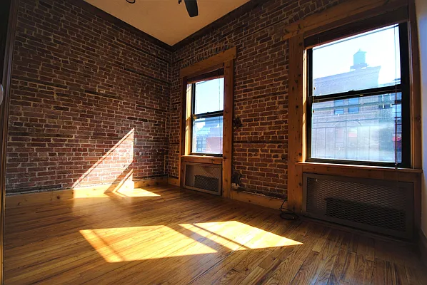 Rented by Bold New York | media 10