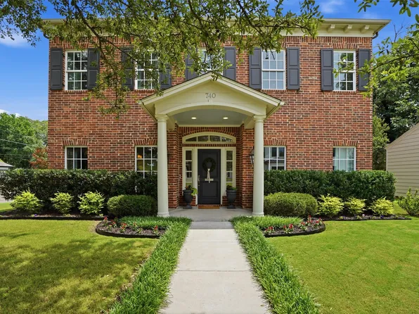 740 Edgefield Rd, Fort Worth, TX 76107