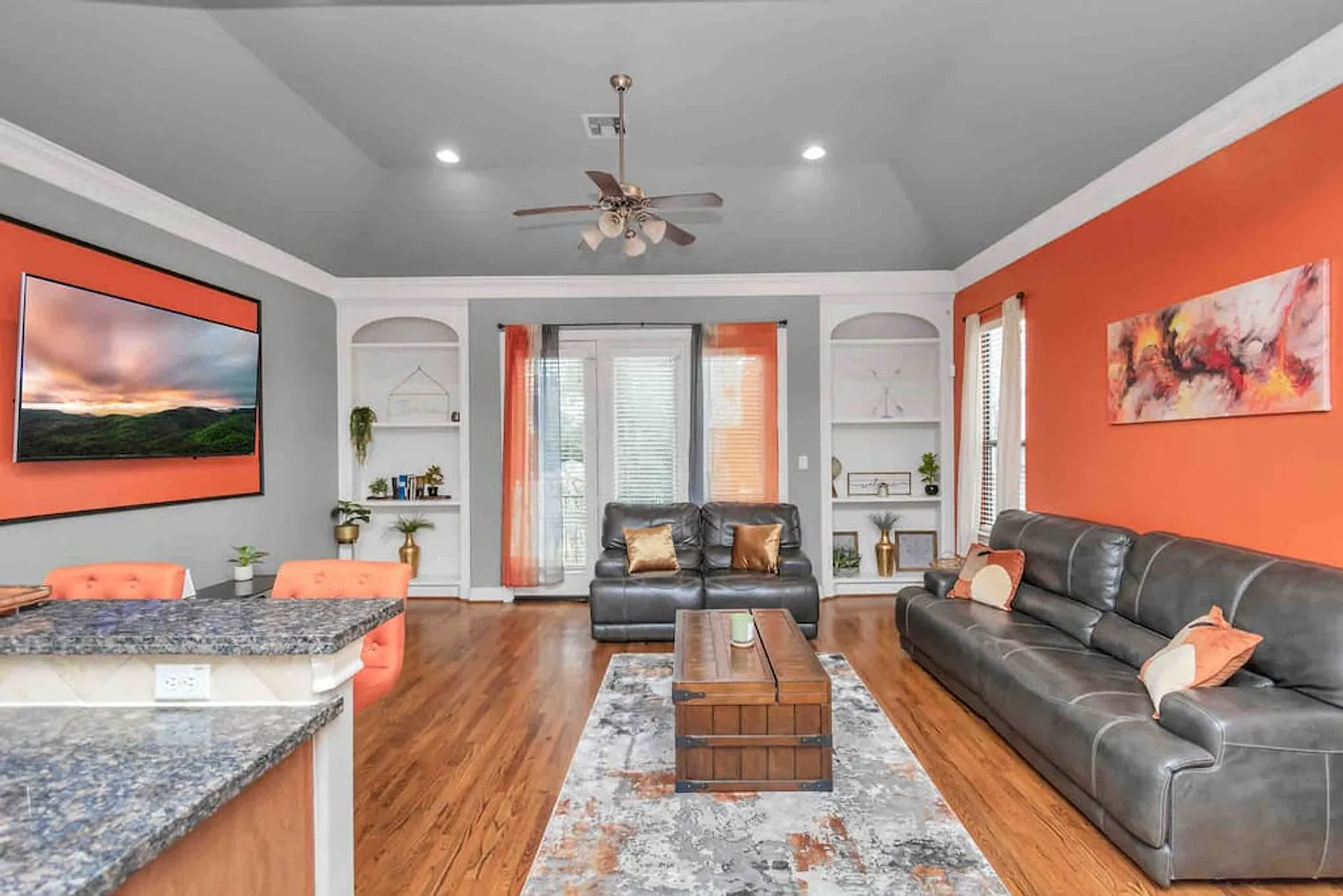 3 bed, 3.0 bath, 2292 sqft, $2,844 — Photo 3