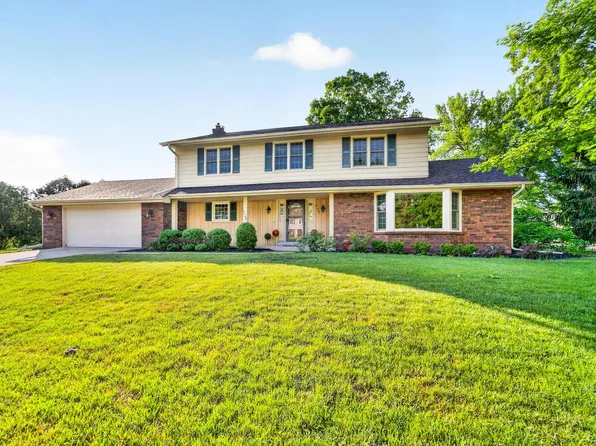3109 W Fleur De Lis DRIVE, Mequon, WI 53092