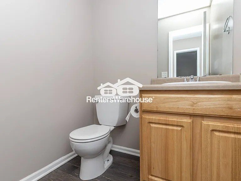 13009 Washington Ct — Photo 11
