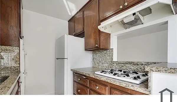 3647 Vinton Ave #5D — Photo 11