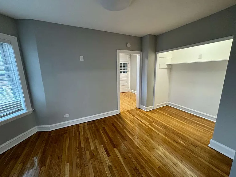 6868 N Overhill Ave #3 — Photo 3