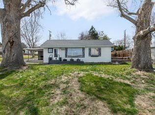 6219 W Arrowhead Ave, Kennewick, WA 99336