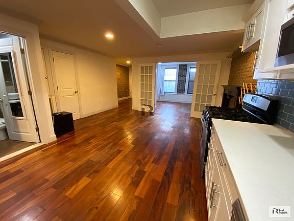 3rd image of 189 Rogers Ave #A