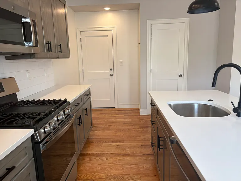 151 Crescent St #303 — Photo 6