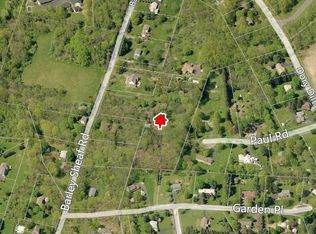 15 Barley Sheaf Rd, Flemington, NJ 08822