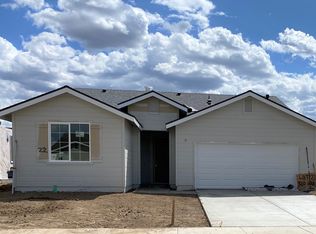 320 Granite Ct, Dayton, NV 89403